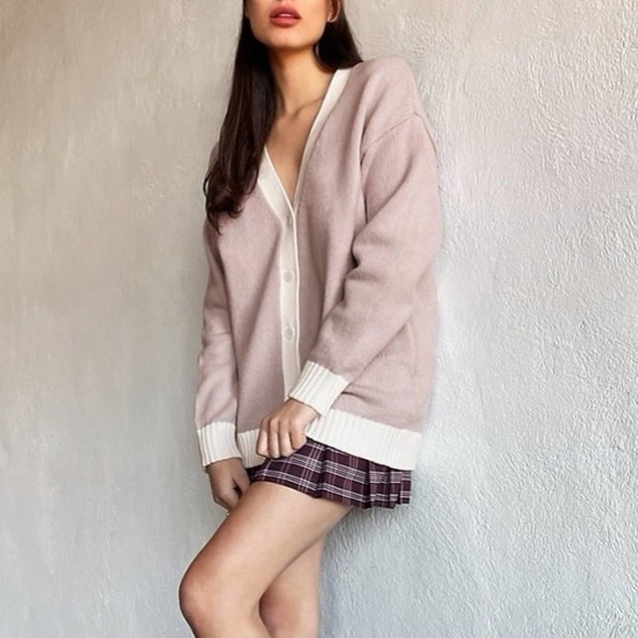 Aritzia Sweaters - Sunday Best Munro Mauve Ellis Cardigan NEW Size Small